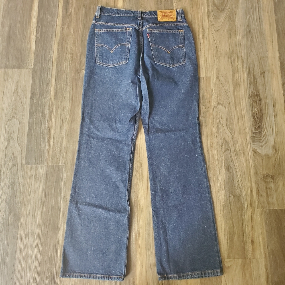 EUC! Levi's Dark Wash 517 Bootcut - Picture 2 of 5